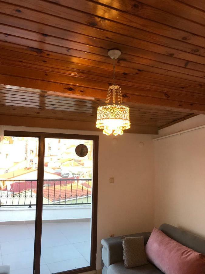 Apartamento Akdemir House Estambul Exterior foto